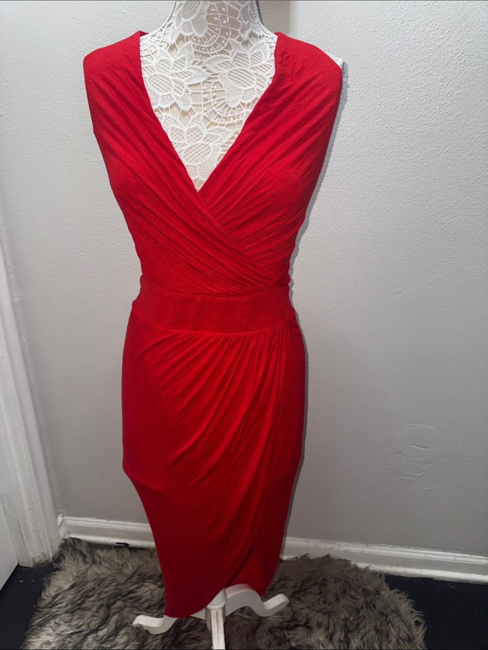 Elegant Red Sleeveless Wrap-Style Midi Dress